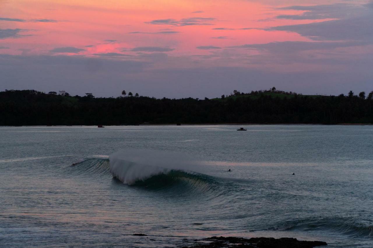 Hotel Oseda Nias Surf House Hilibotodane Exteriér fotografie