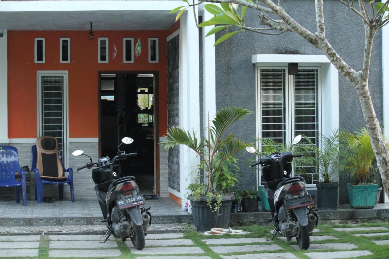 Hotel Oseda Nias Surf House Hilibotodane Exteriér fotografie